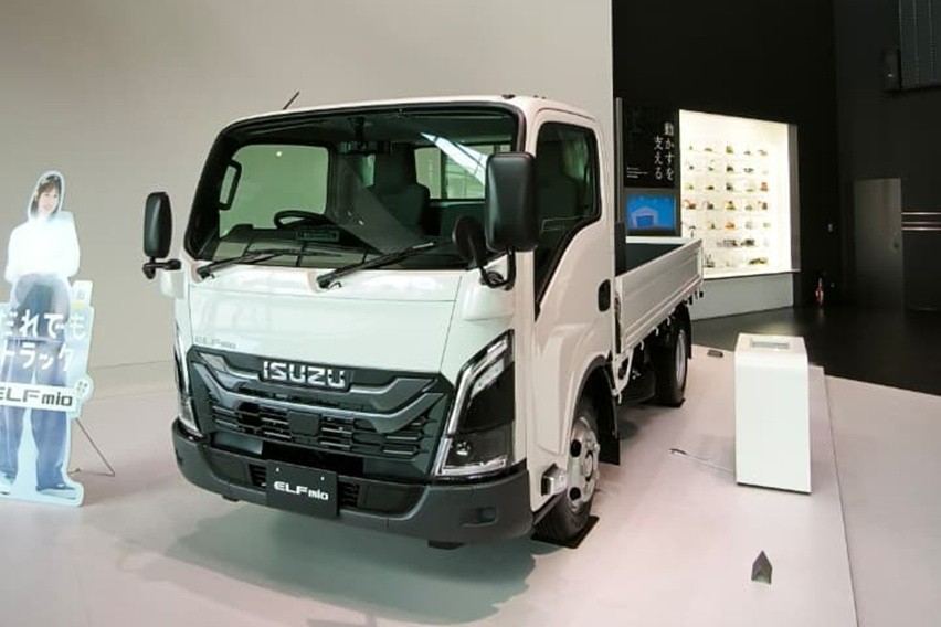 Isuzu Elf Mio