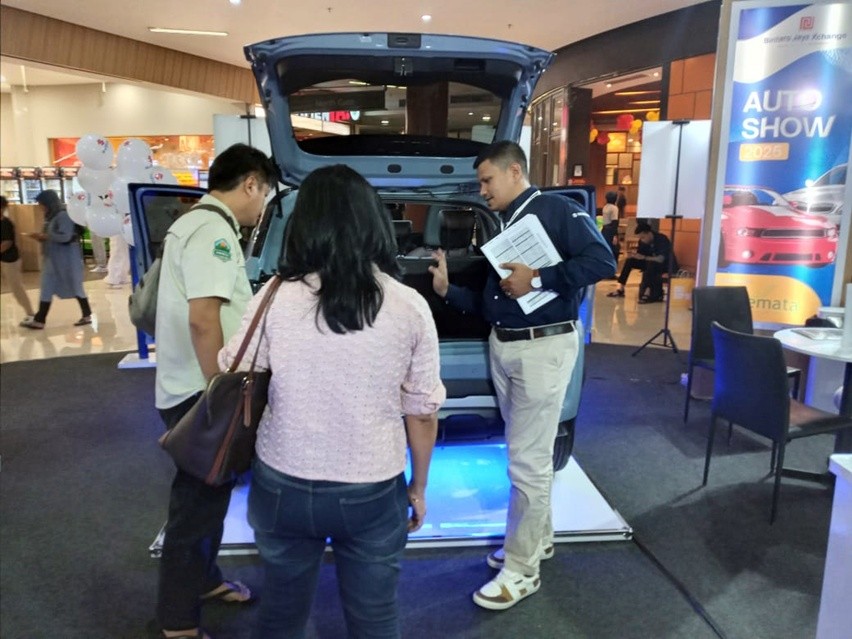 Pameran Suzuki Fronx di OTO Mall Exhibition Bintaro Exchange