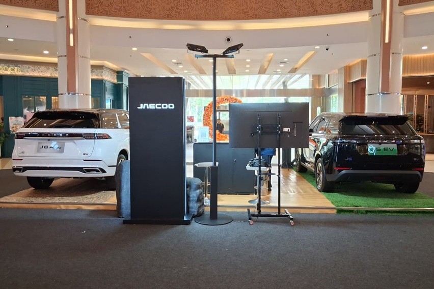 Jaecoo J7 SHS dan J5 EV di SMB