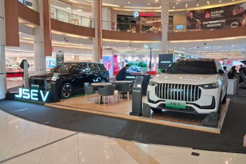 SUV Premium Jaecoo J5 EV dan J8 Ardis Meriahkan Lantai Summarecon Mall Bekasi SUV Premium Jaecoo J5 EV dan J8 Ardis Meriahkan Lantai Summarecon Mall Bekasi