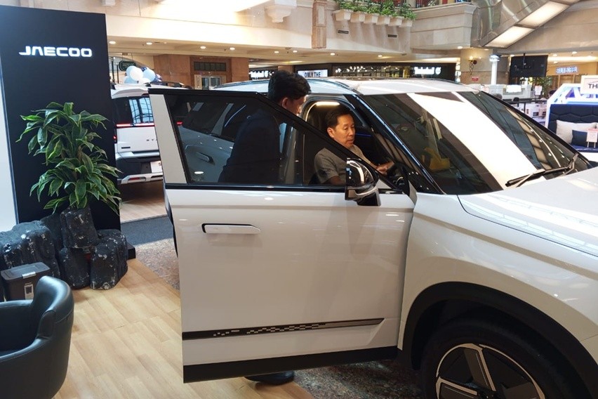 Jaecoo J7 SHS di Puri Indah Mall