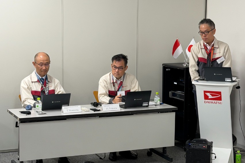 Daihatsu Rocky e-Smart Hybrid