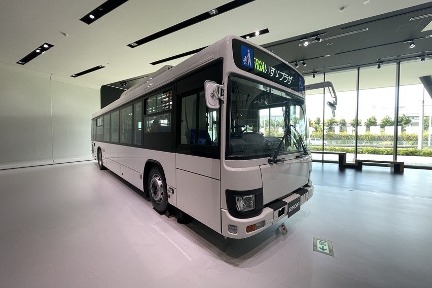 Isuzu Erga EV Otonom, Bus Listrik Masa Depan Tanpa Sopir