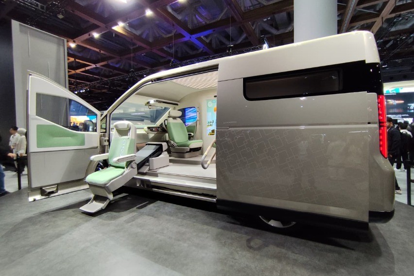 Toyota Hiace Concept