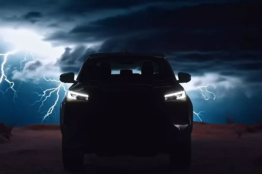 Next-gen Toyota Hilux global debut on November 10