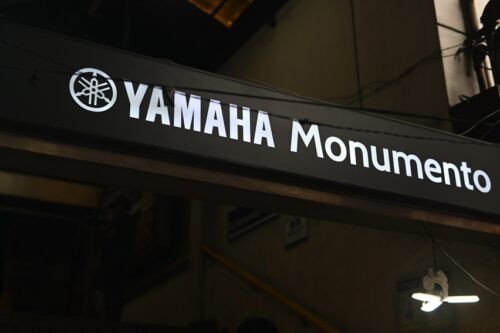 Yamaha Monumento gets dressed up to highlight Mio Gravis’ road safety push