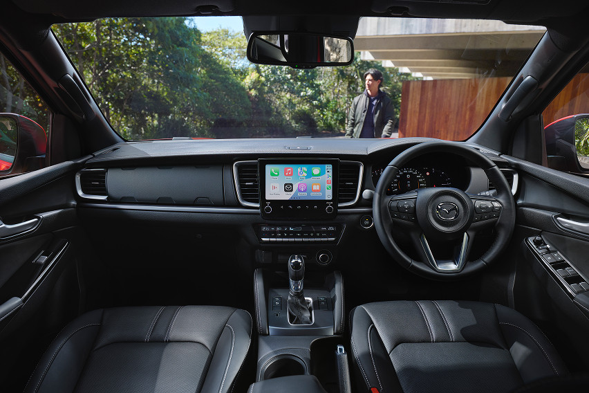 2025 Mazda BT-50 interior