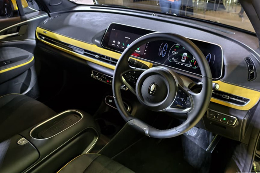 Ora Good Cat GT interior