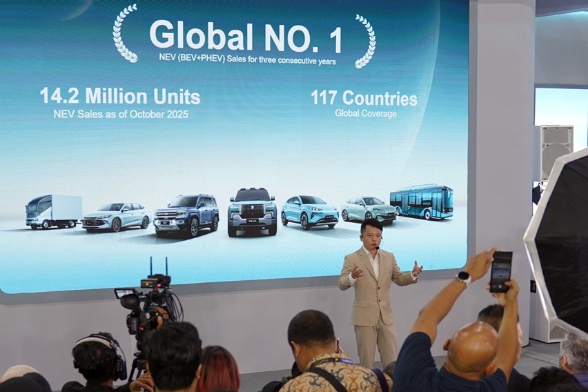 BYD di GIIAS Makassar 2025