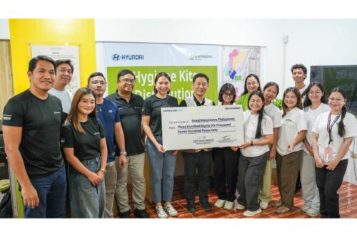 Hyundai Motor PH turns over P386k, hygiene kits to Good Neighbors PH