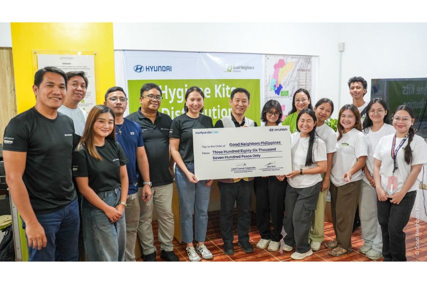 Hyundai Motor PH turns over P386k, hygiene kits to Good Neighbors PH