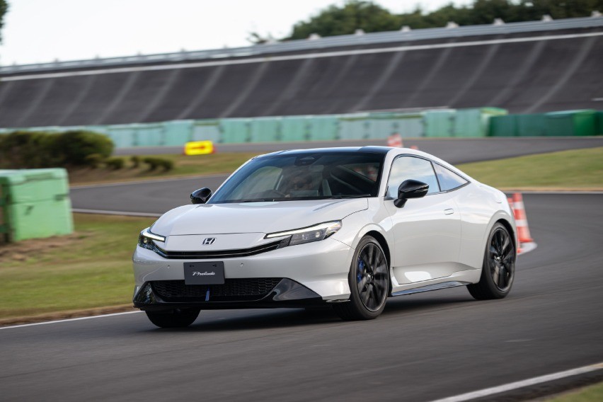 First Drive All New Honda Prelude: Senyaman Civic Hybrid, Sestabil Type R!