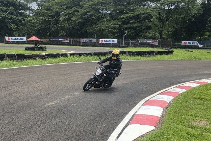 First Ride Suzuki Satria PRO