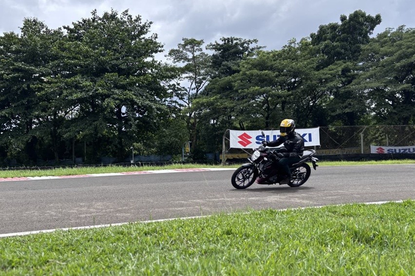 First Ride Suzuki Satria PRO