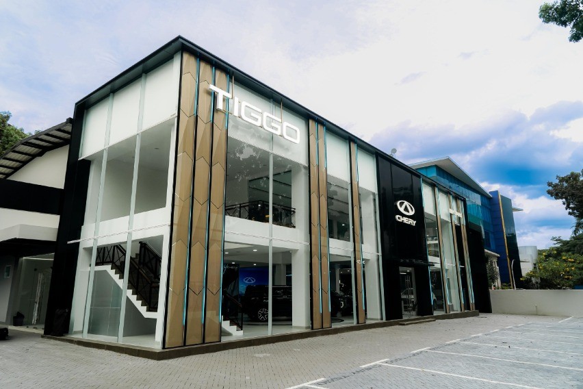 Perkuat Jangkauan Tangerang Selatan, Chery Resmikan Diler ke-65 di Bintaro