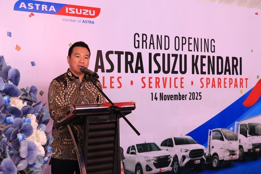 Peresmian outlet Astra Isuzu Kendari