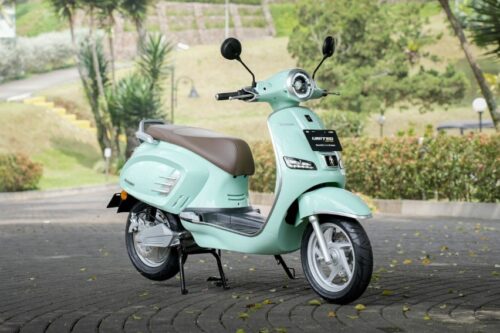 United C2000, Skutik Listrik Bergaya Retro dengan Jarak Tempuh 185 Km