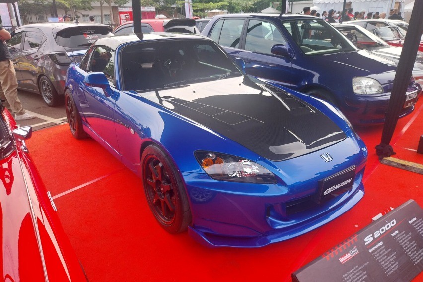 Honda S2000