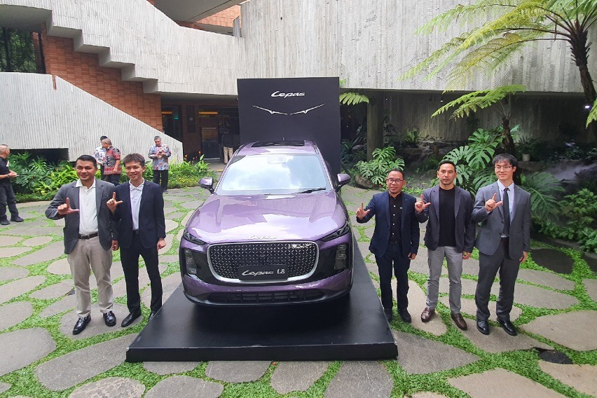 Lepas Buka Harga Pre-Booking L8 di GJAW 2025