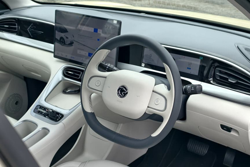 Proton emas5 interior dash steering wheel view