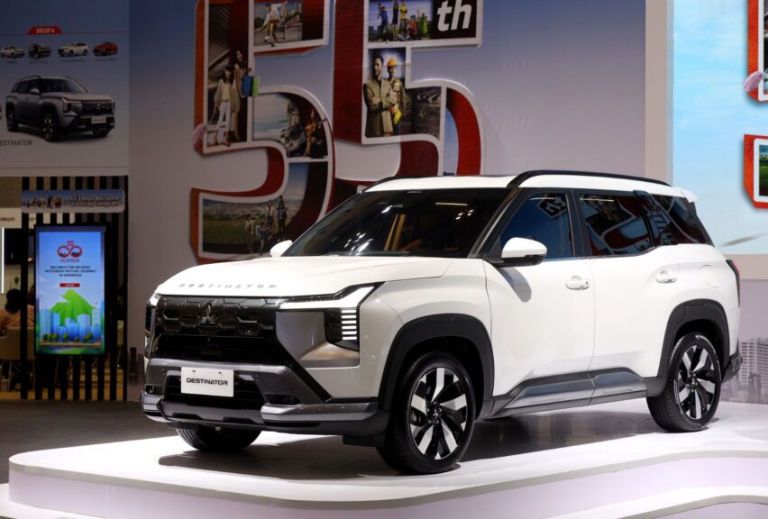 Mitsubishi destinator