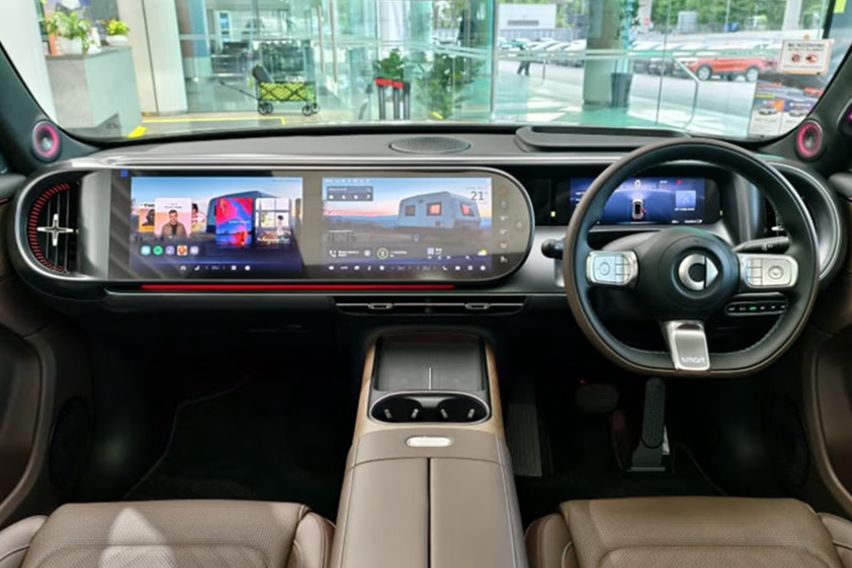 Smart #5 interior dashboard