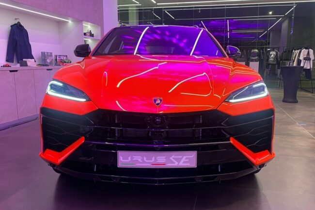 2025/11/Lamborghini-Urus-SE-4.jpg