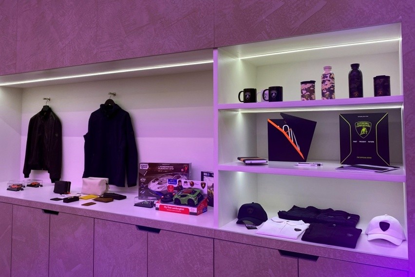 Merchandise resmi Lamborghini