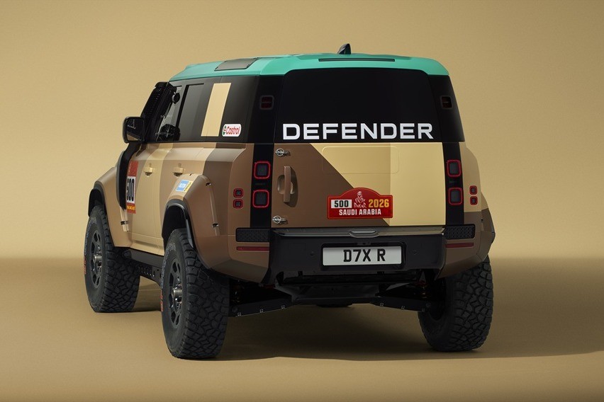 DEFENDER DAKAR D7X-R