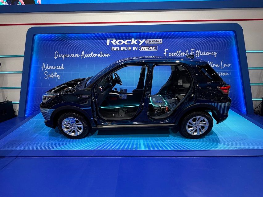 Sistem Daihatsu Rocky e-Smart Hybrid