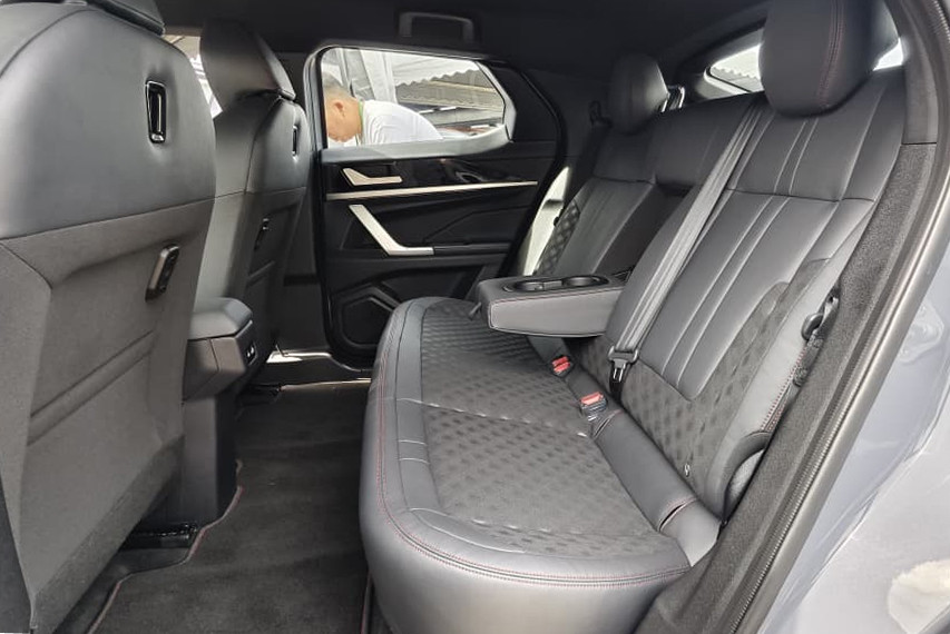 Perodua QV-E rear seats view