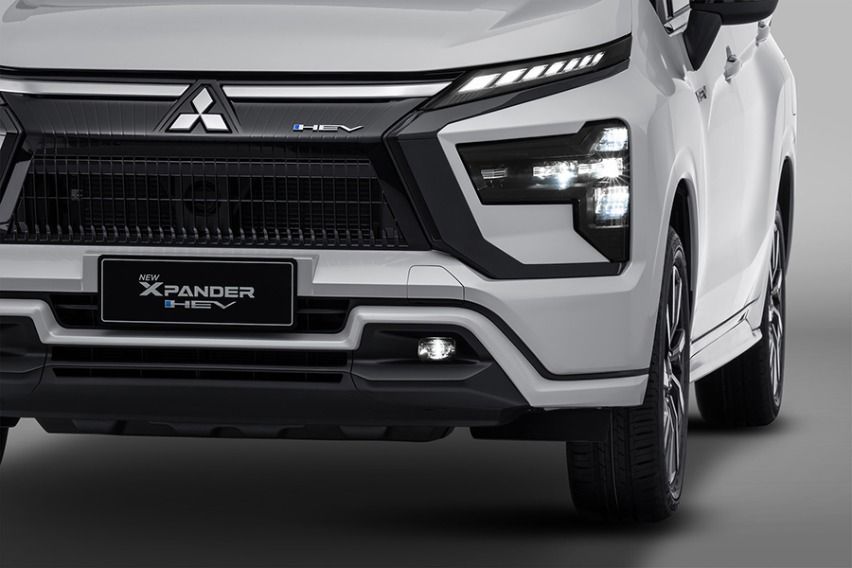 Fasad New Mitsubishi Xpander HEV 2026