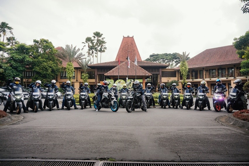 Touring yamaha nmax turbo