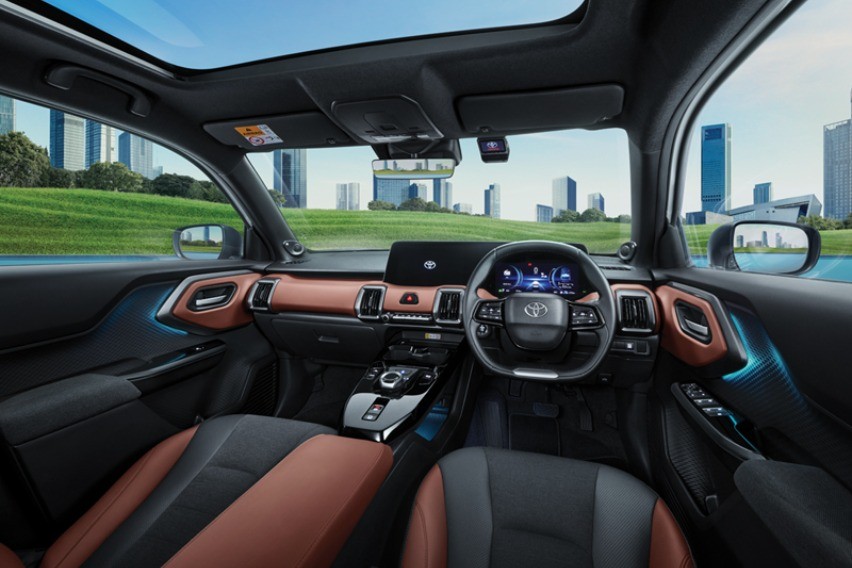 interior Toyota Urban Cruiser