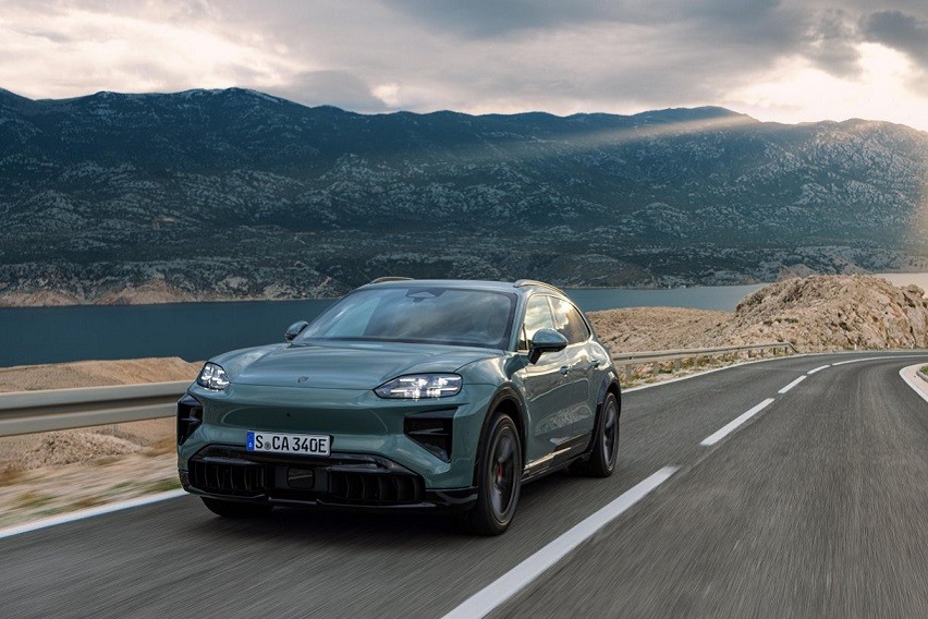 Porsche Cayenne Electric SUV