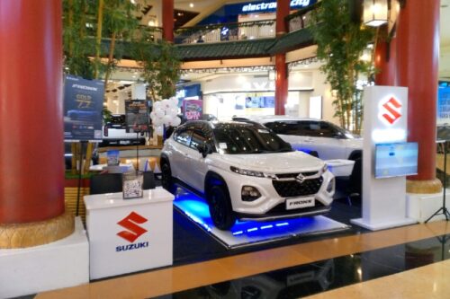 Suzuki Fronx Meriahkan OTO Mall Exhibition di Mall Artha Gading