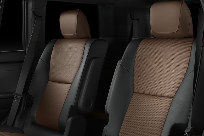 Lexus GX seats