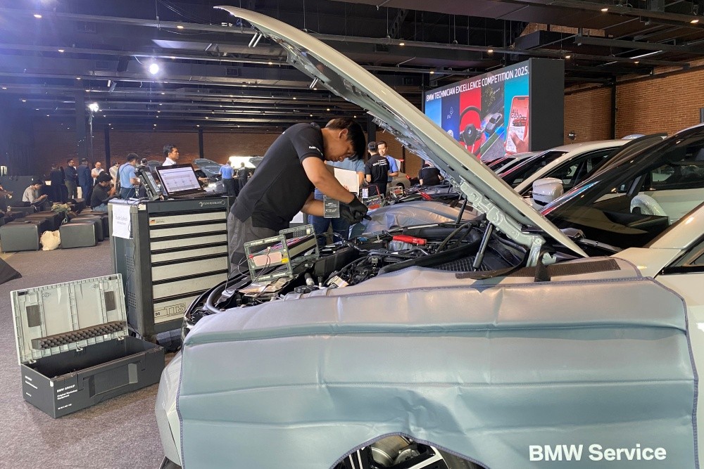 kompetisi teknisi BMW Indonesia