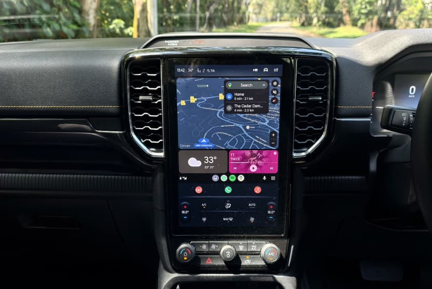 Ford Ranger Wildtrak 3.0 V6 Turbo Diesel infotainment screen view