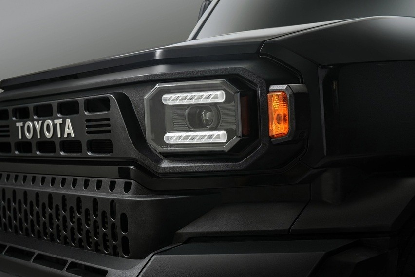 Toyota Tamaraw GL headlights