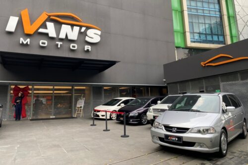 Rayakan 25 Tahun, Ivan’s Motor Buru Mobil Legendaris dan Pamerkan 6 Supercar Ultra-Langka