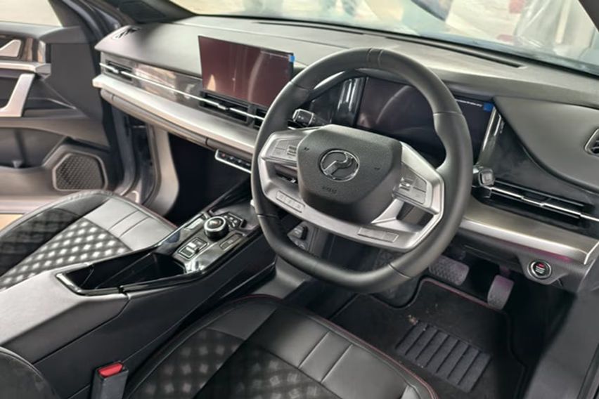 Perodua QV-E interior dashboard