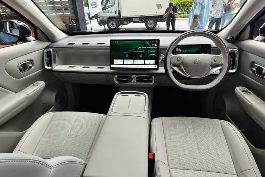 Leapmotor B10 interior view