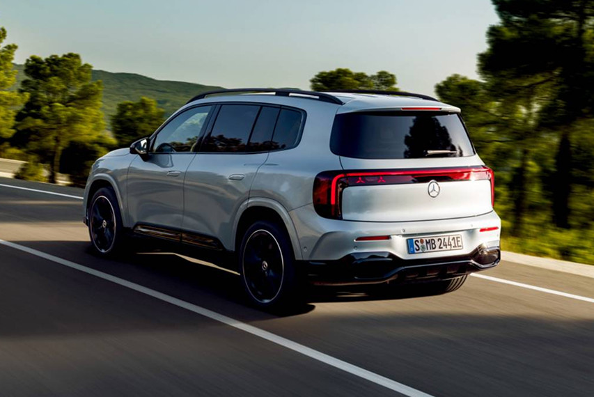 Mercedes-Benz GLB rear view