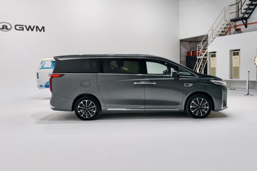 GWM Wey G9 side