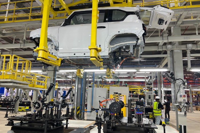 Vinfast VF3 line production