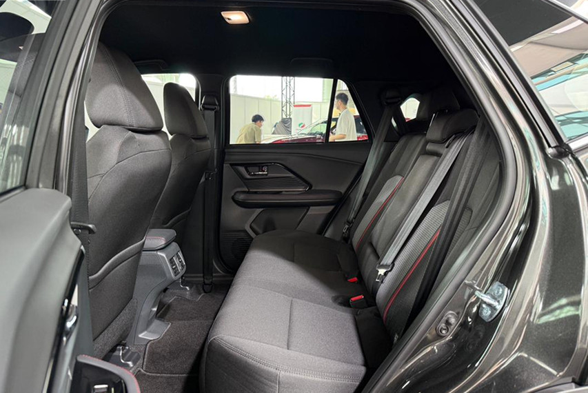 Perodua TRAZ rear seats view
