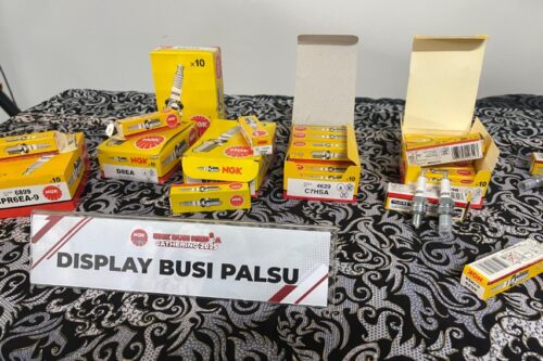 Lindungi Konsumen, NGK Musnahkan Belasan Ribu Busi Palsu