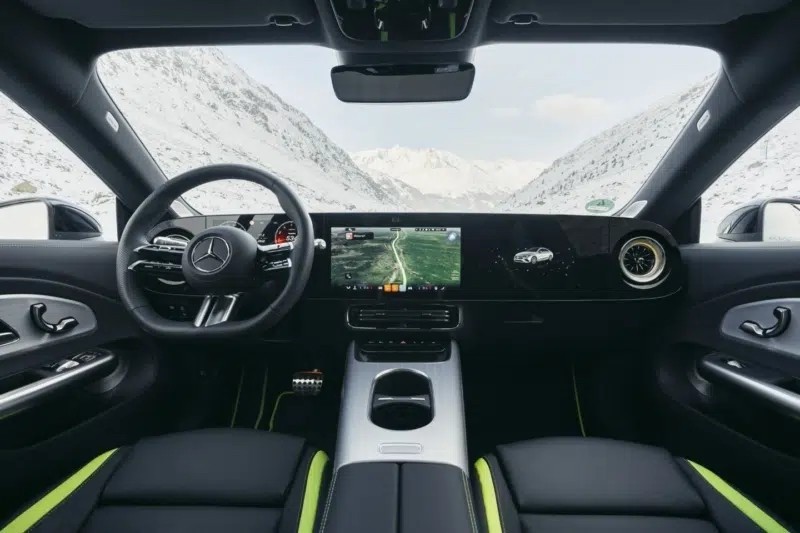 Interior Mercedes-Benz CLA 220 2026
