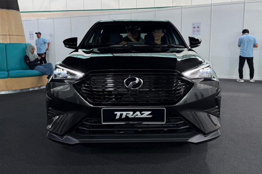 Perodua Traz front